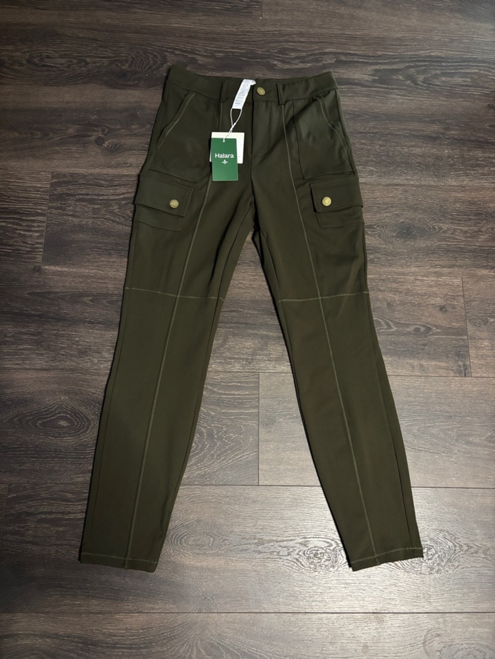 NWT Halara Olive Green Women’s Legging Cargo Pants